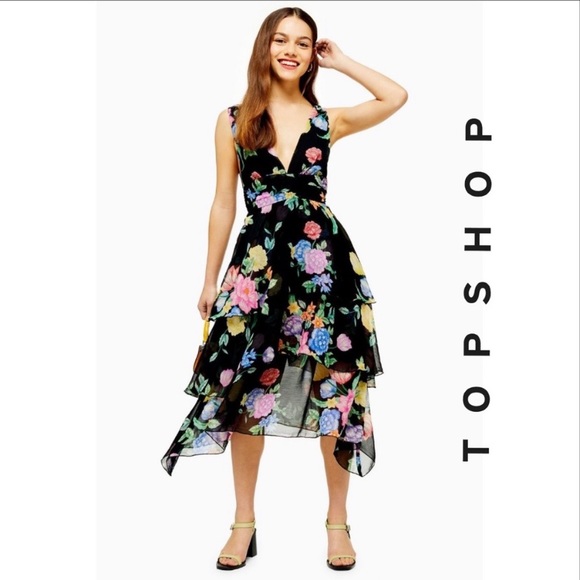 TOPSHOP Black Floral Pinafore Plunge Dress NWT - Picture 2 of 8